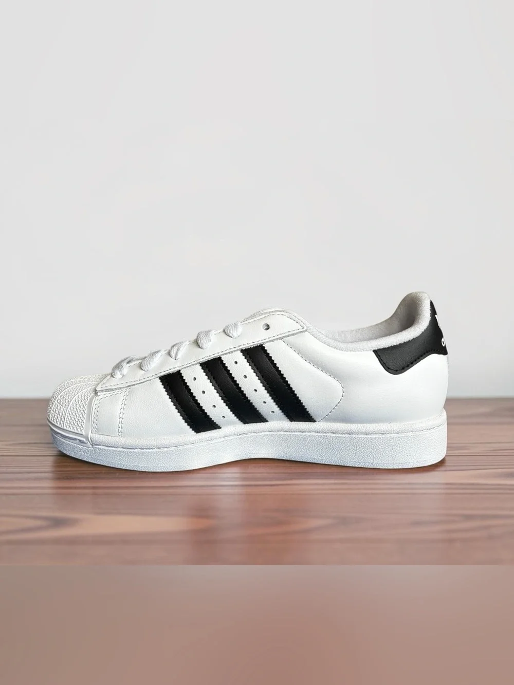 Adidas SUPERSTAR II Size 6.5Y (Fits Sz 7.5Women) Cloud White/Core Black NEW